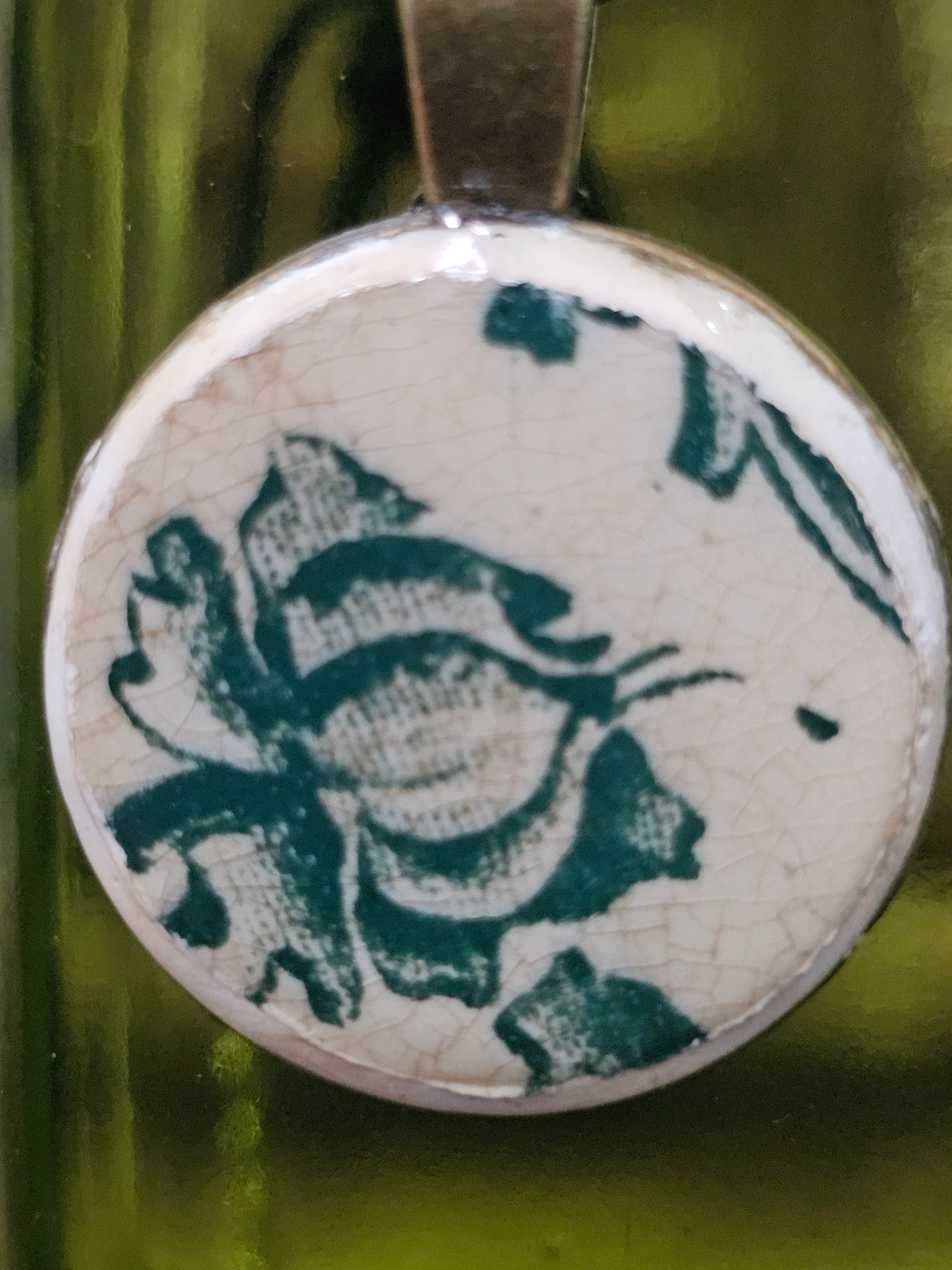 Pendant with iron earth plate Jules Vieillard & Cie Datura model – photo 2